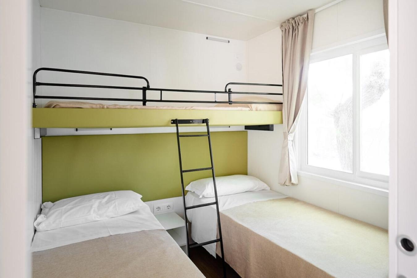 Torre Rinalda Beach Camping & Resort Lecce Szoba fotó