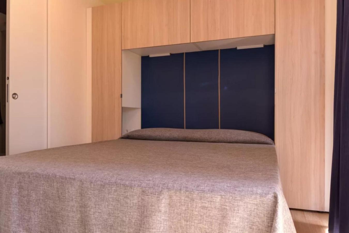 Torre Rinalda Beach Camping & Resort Lecce Szoba fotó